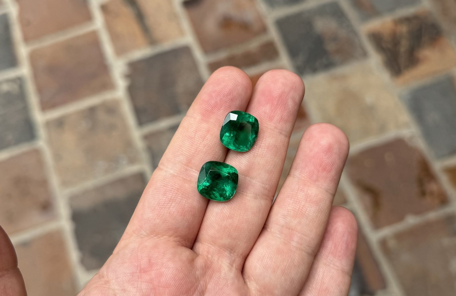 two beautiful colombian emeralds, investment quality from Muzo